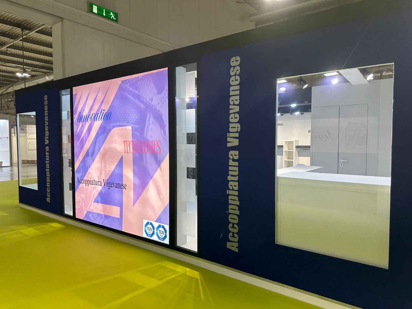 Stand fieristico - Nobilitazione tessile